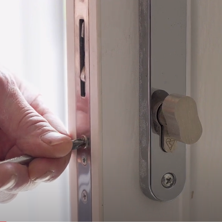 Platform Housing Repairs and Maintenance - Repairing a door 